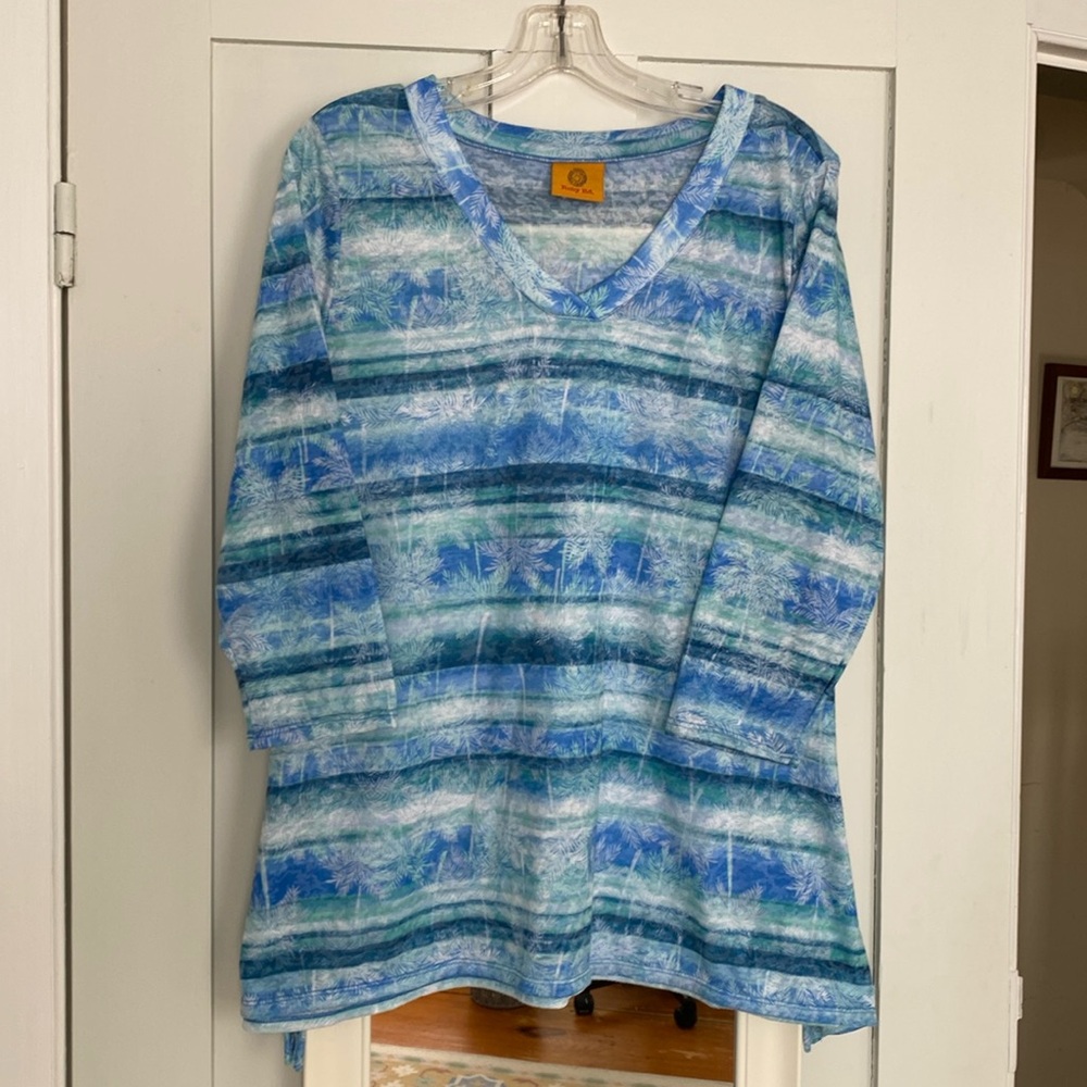 Ruby Rd. Blue/Green Tropical Print Tunic Top